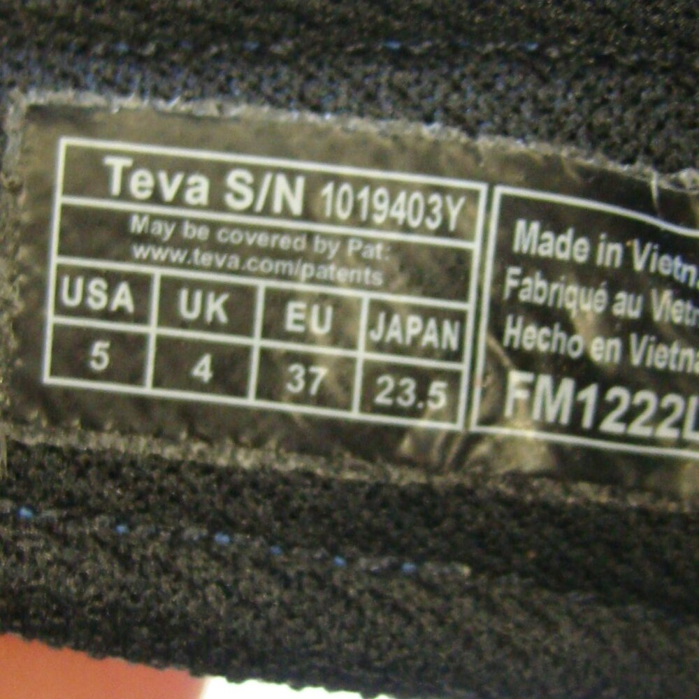 Teva black and blue Manatee hiking pool river Sport Sandal, Size 5 - Picture 6 of 7
